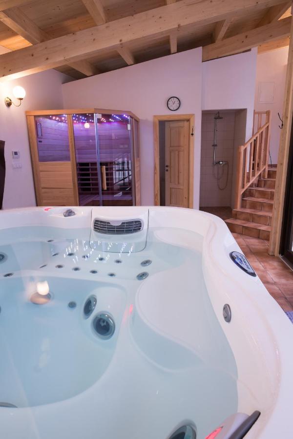 Wellness Privat Styri Lipy Villa Liptovske Revuce ภายนอก รูปภาพ